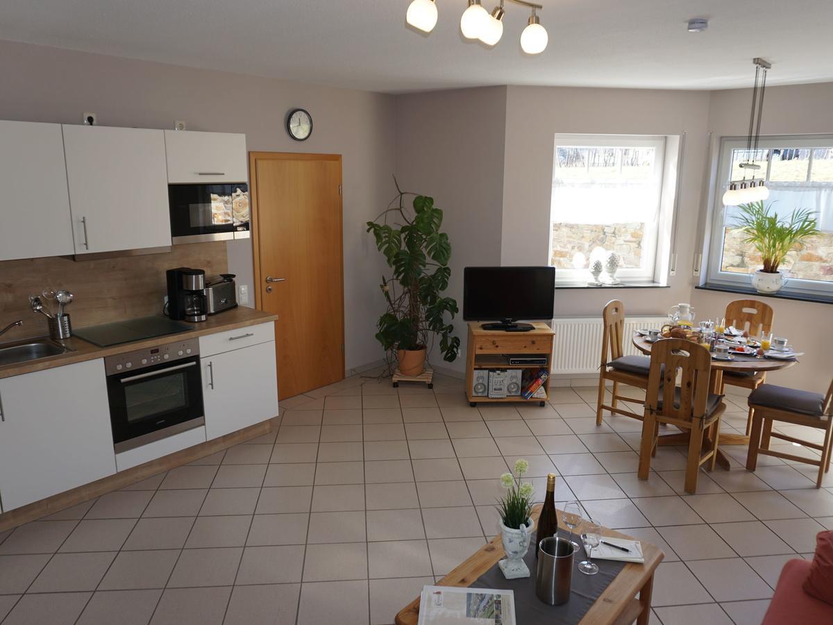 Sch Ne Wohnung In Der Moselregion Kinheim Eksteriør billede